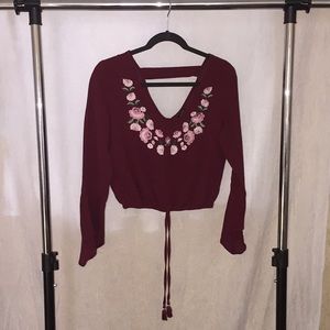 🌸 Burgundy Floral Crop Top 🌸